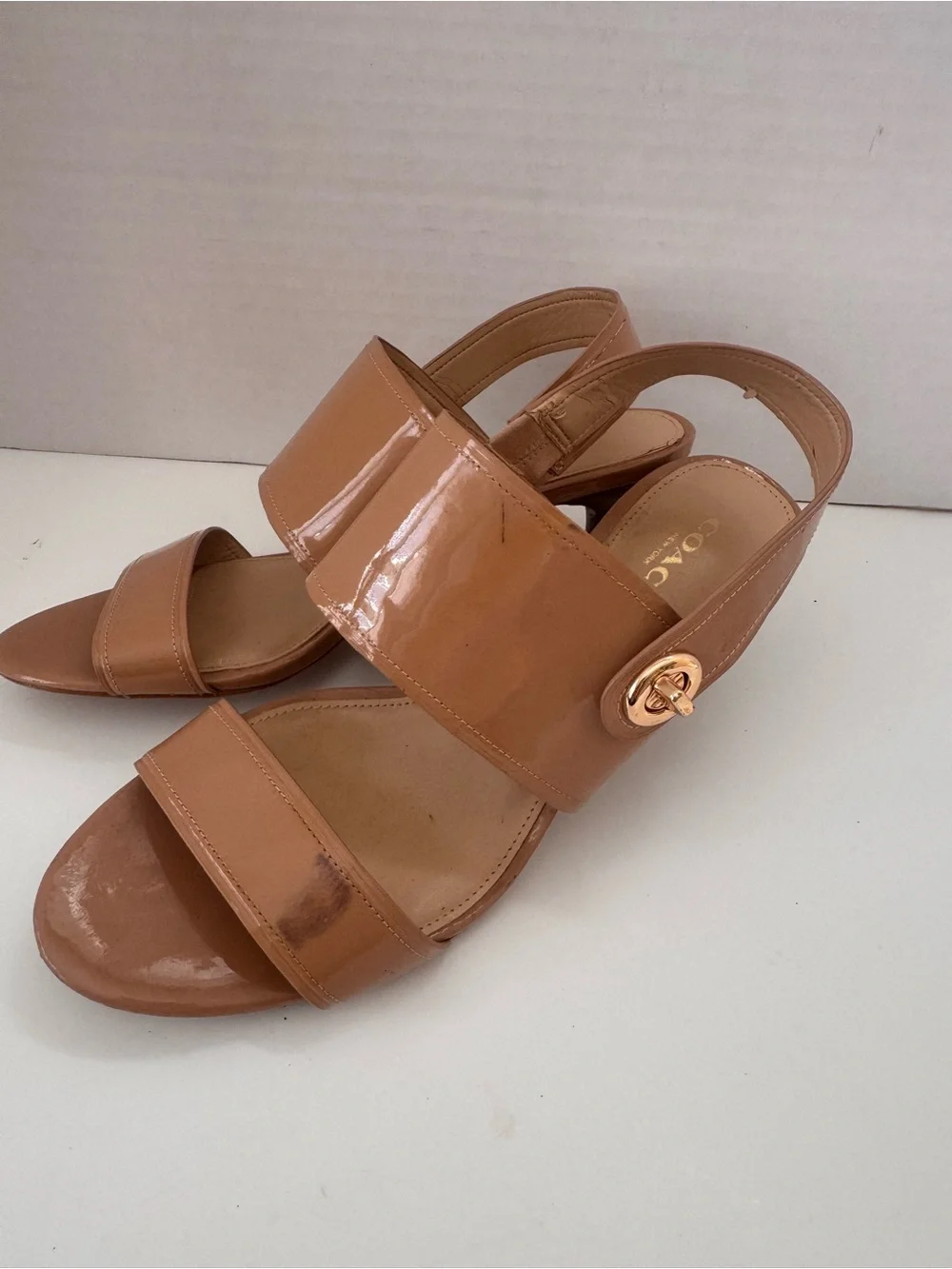 Coach Marla Tan Nude Patent Leather Turnlock Slingback Sandals Size 7B